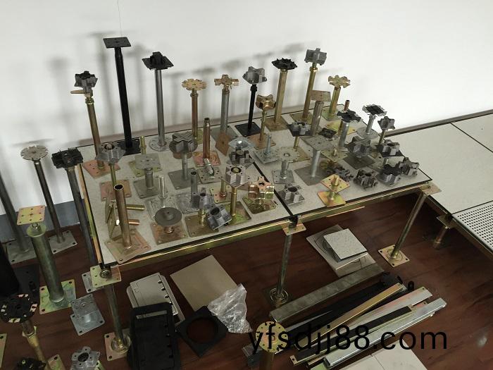 防(fang)靜(jing)電(dian)地闆配(pei)件